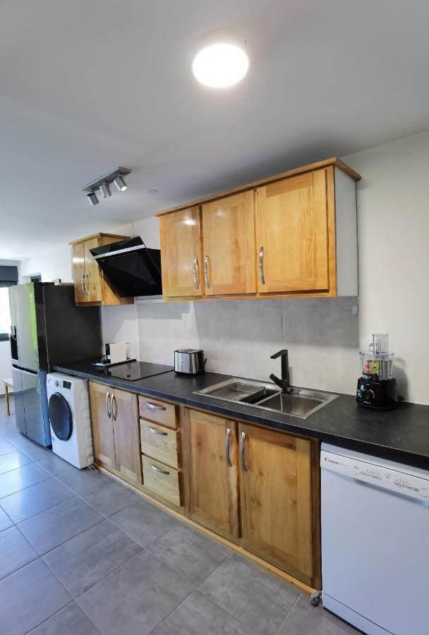 T3 - 100m2 - Résidence Georgette Terre Sainte Exterior foto